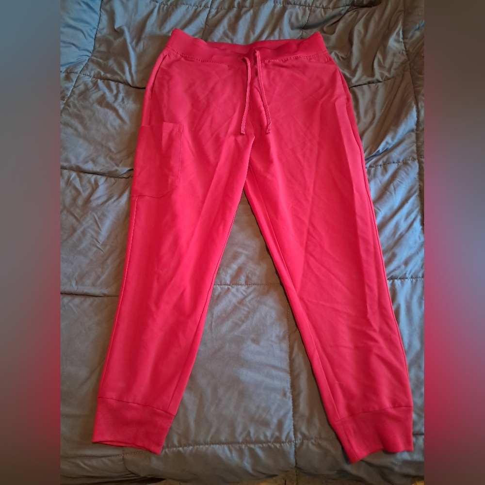Mandala medium petite scrub pants.